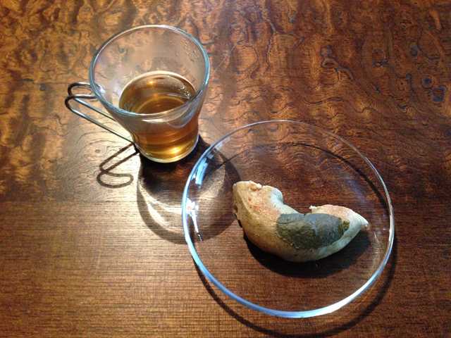 葛葉茶のハーブティーは、スーッとしてさっぱりとした後味。