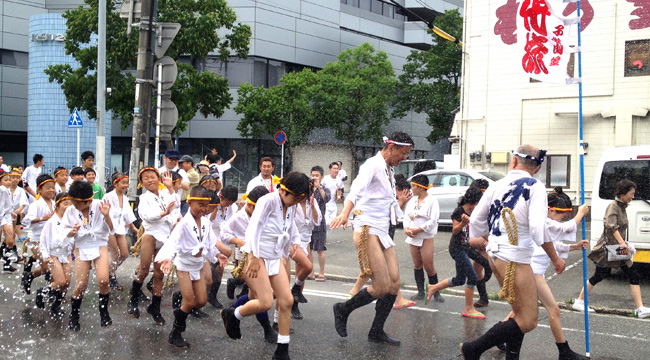 ［もうすぐ開店！］山笠行くなら来とかんね！　山笠直前！yelp×穴バー　博多のまち掘り起こしバー