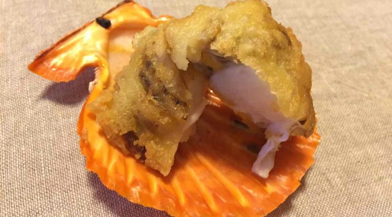 開店まで待ち遠しい！山に、海に、恵まれた環境で育った水俣の食材を楽しみましょう！水俣食べる通信で特集した田村さんのヒオウギ貝に高橋さんの甘夏もあります！当日のメニューをご紹介！［4月の穴バー］