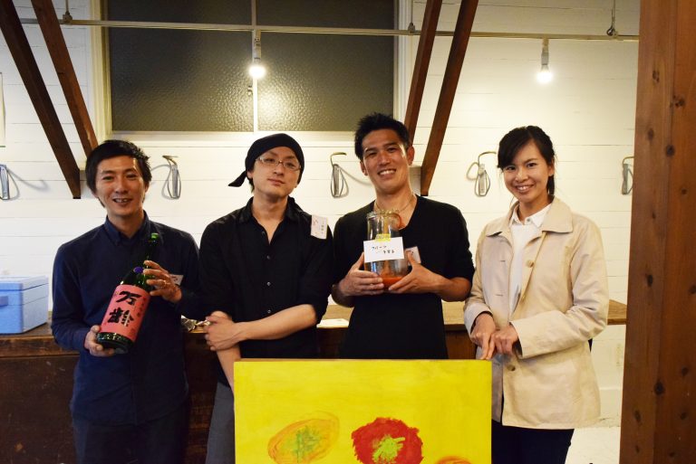 3つの味の濃厚トマトを彩り鮮やかアスパラガスと堪能！作り手の熱い思いと一緒にいただくイタリアンは格別の味[4月の穴バー]