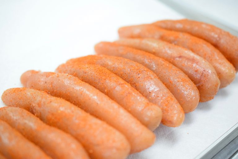 奥深い明太子の世界を味わう「明太子バー」開店！　明太子職人「あき津”」の安田さんがゲスト[8月の穴バー]