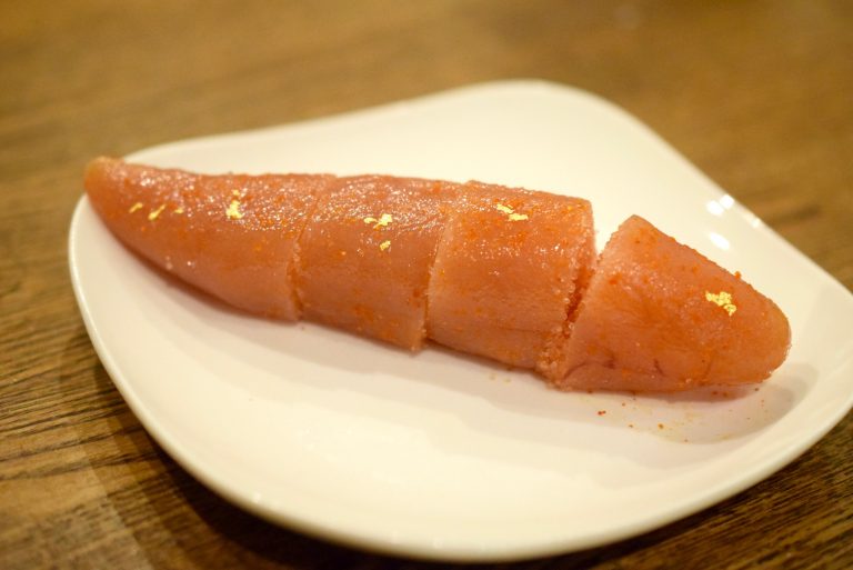 情熱と博多愛から生まれたあき津”流明太子。奥深い明太子ワールドに浸る夜[満員御礼8月の穴バーレポート前編]