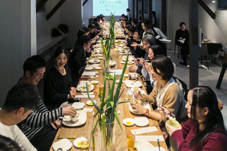 肉食ネギ農家・寺本さんに教わるネギのあれこれと農園のこれから[2月の穴バーレポート前編]