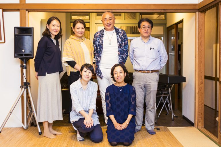 金印の島・志賀島のカフェで歴史とジャズに酔いしれる夜。主催する福岡市博物館が目指す”博物館の再編集”とは