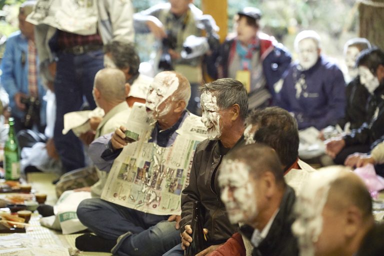 お雑煮は「蒸す」が朝倉流！独特の祭り文化や邪馬台国説もある巨大な遺跡…福岡県朝倉市のアナバな魅力掘り起こし中