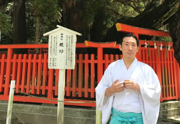 いのち育むたまごで繋ぐ2日間。「あおぞらたまご市」を開催する香椎宮・木下さんに聞く「こどもと神様の関係」