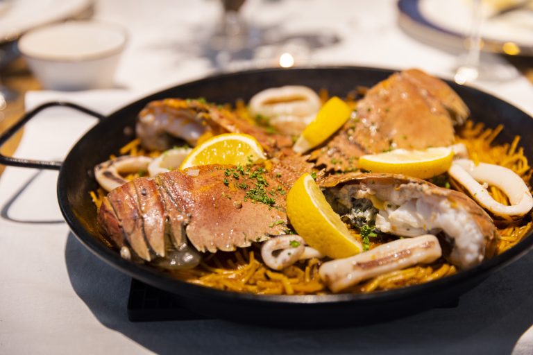 五島の荒波が育んだ芳醇な旨味、全身まるごと美味な冬のクエ